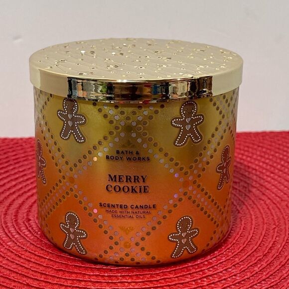 BBW Merry Cookie 3 Wick Candle NWT - Picture 1 of 4